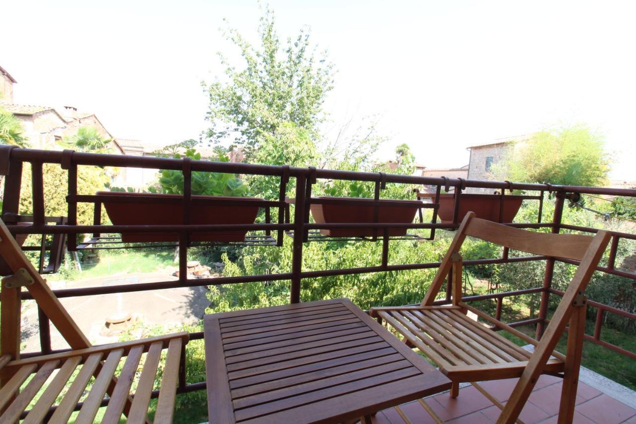 Noa'S Balcony Apartment Siena Exterior photo